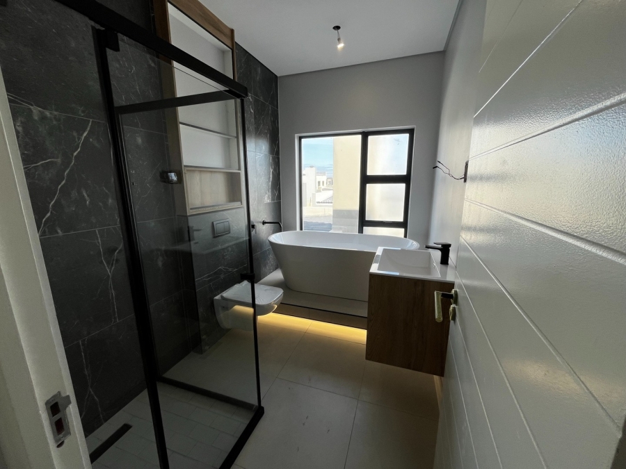 3 Bedroom Property for Sale in Sandown Western Cape